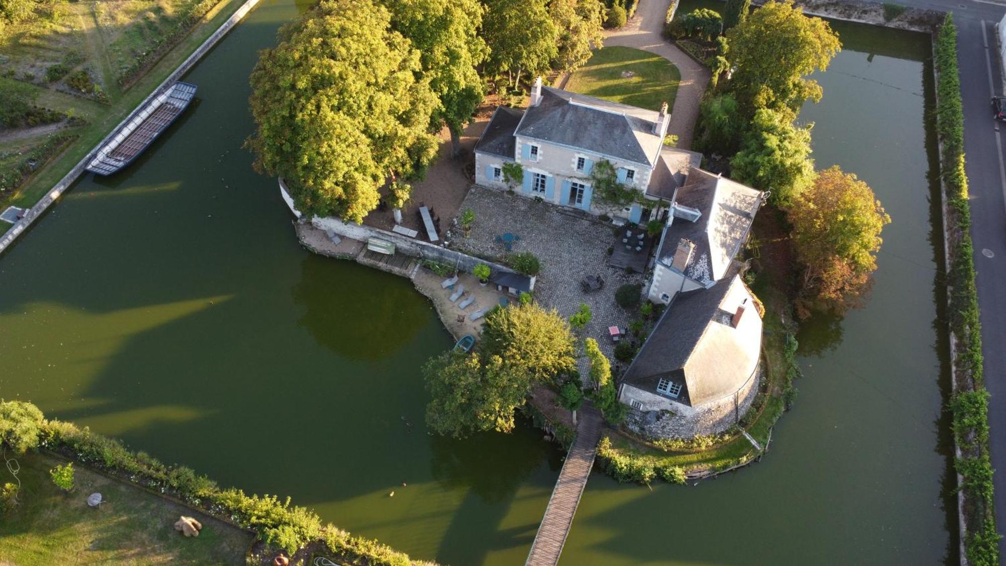 Bed & Breakfast Les Douves Onzain